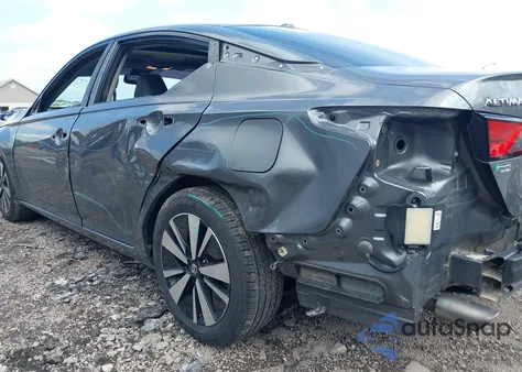 2019 Nissan Altima 2.5 Sl z USA, uszkodzony, nr VIN 1N4BL4EV1KC259972